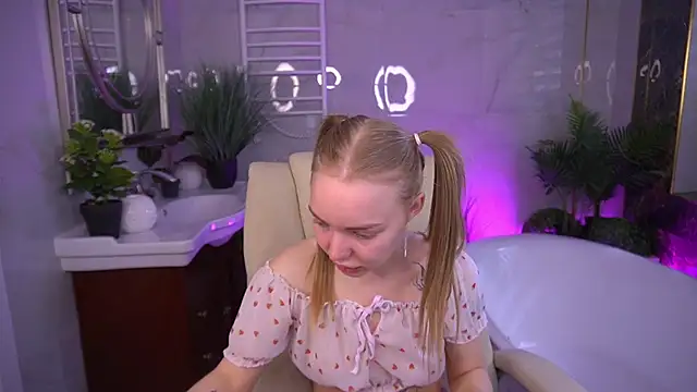 EmilySunshineS online show from 05.31.26