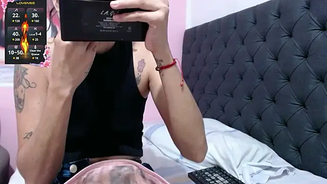  candy jade  online show from 02.05.25