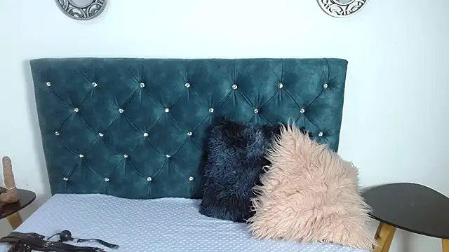 Snapshot of Sofi_F_w chatting on 01.05.25 Sofi F w online show from 01.05.25