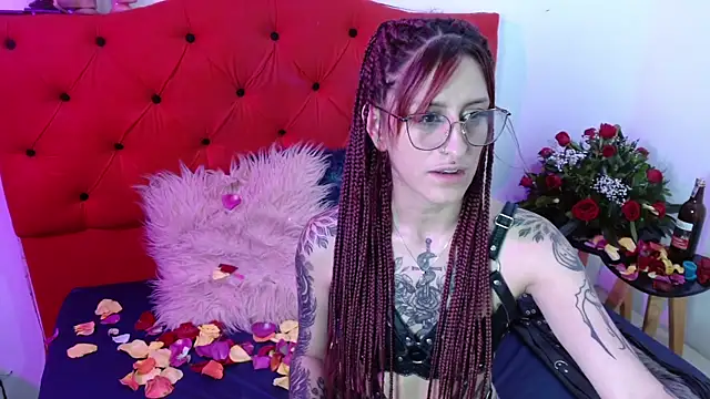 Snapshot of Sofi_F_w chatting on 02.13.25 Sofi F w online show from 02.13.25