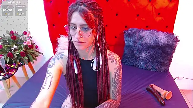 Snapshot of Sofi_F_w chatting on 02.18.25 Sofi F w online show from 02.18.25