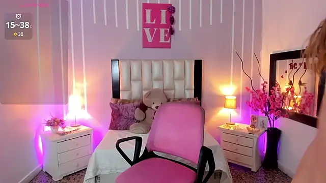 Andy Gamboa online show from 04.10.26