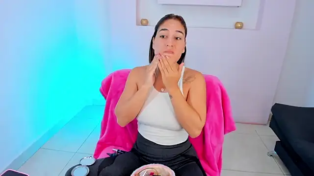 ScarlettWet9 online show from 12.05.24