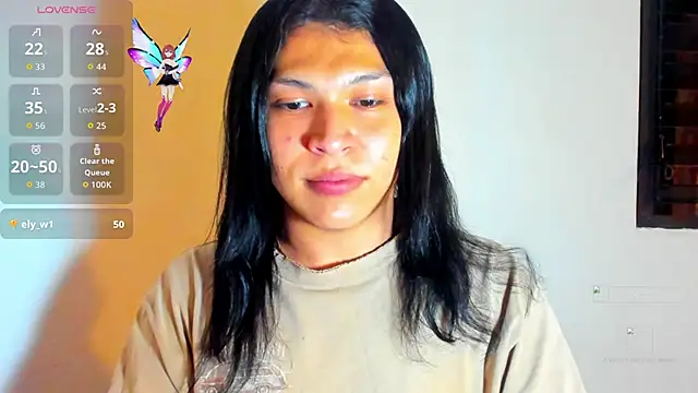 Snapshot of miavalentinaaa chatting on 09.26.25 miavalentinaaa online show from 09.26.25