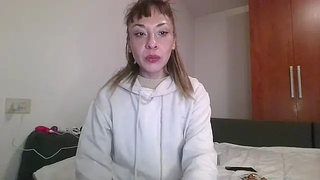 KarolinaReaper online show from 12.30.24