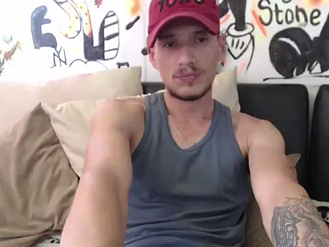 roystonee01 online show from 09.25.25