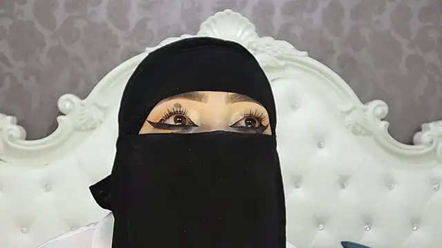 Snapshot of Hajar_Kar chatting on 06.19.26 Hajar Kar online show from 06.19.26