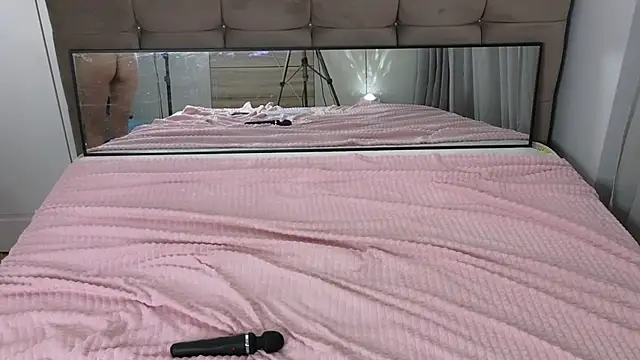 Snapshot of magnificent_angel chatting on 03.13.25 magnificent angel online show from 03.13.25