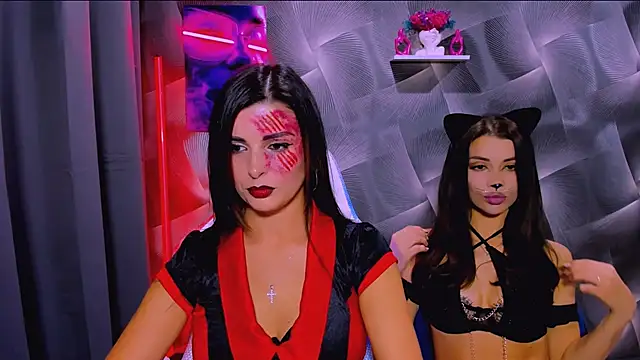 KayWuds online show from 10.31.25