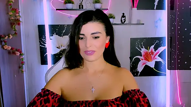 KayWuds online show from 12.18.25