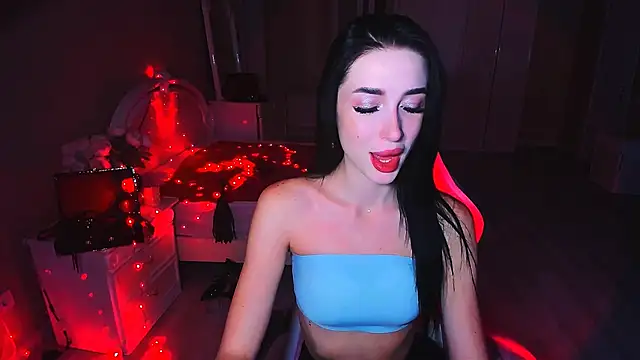 lovely desire online show from 10.14.25