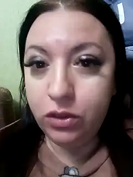 Snapshot of Veronica-Celie chatting on 12.31.24 Veronica-Celie online show from 12.31.24
