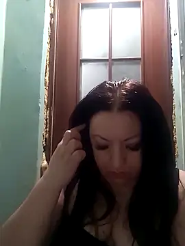 Snapshot of Veronica-Celie chatting on 03.01.25 Veronica-Celie online show from 03.01.25
