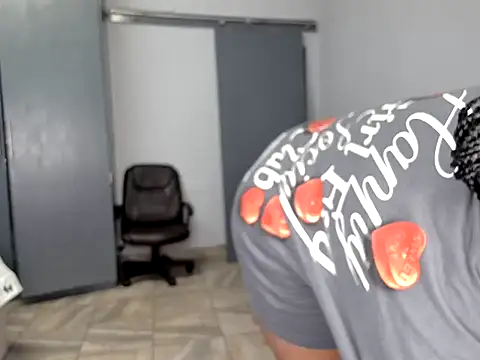 Pearl 00 online show from 03.01.26