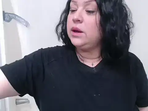 Snapshot of AlyssiaAmoreXO chatting on 01.17.25 AlyssiaAmoreXO online show from 01.17.25