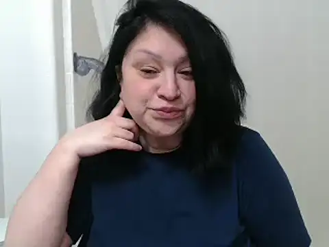 Snapshot of AlyssiaAmoreXO chatting on 02.08.25 AlyssiaAmoreXO online show from 02.08.25