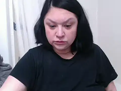 Snapshot of AlyssiaAmoreXO chatting on 02.19.25 AlyssiaAmoreXO online show from 02.19.25