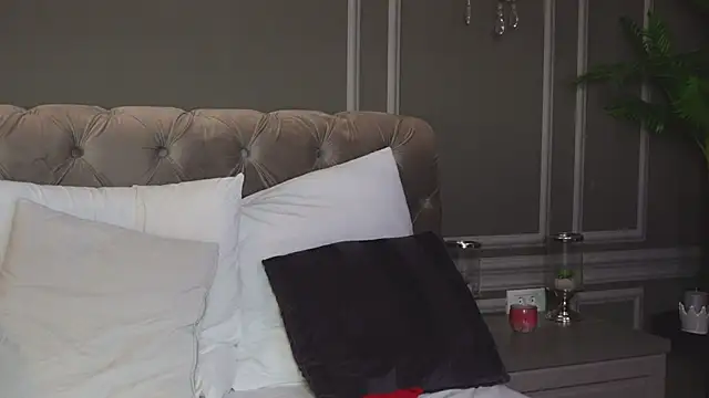 AnnieStylesx online show from 01.21.25