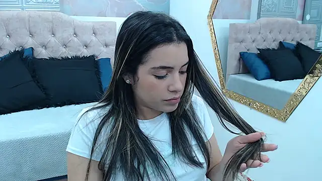 Leah Means  online show from 12.27.24