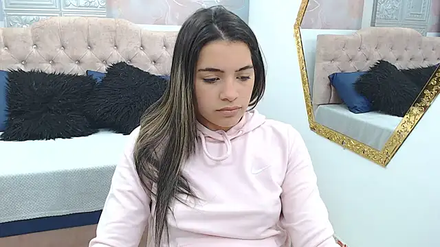 Leah Means  online show from 01.20.25