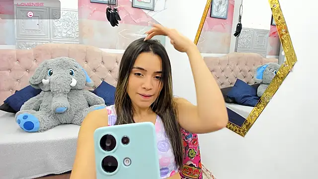 Leah Means  online show from 02.12.25