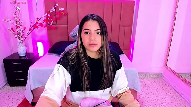 Leah Means  online show from 02.22.25