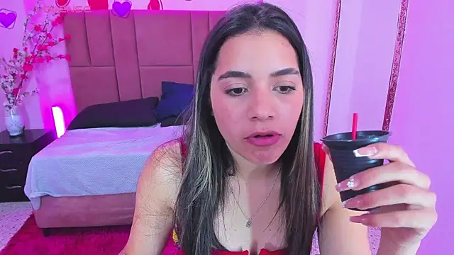 Leah Means  online show from 03.02.25