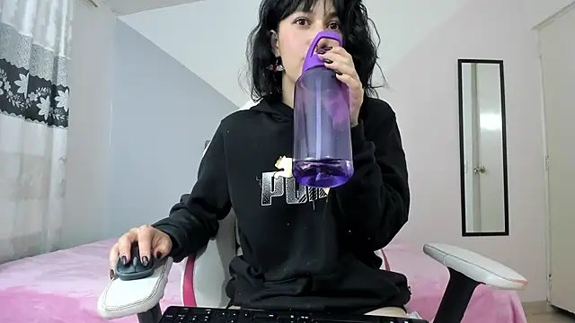 Camcrush   online show from 03.03.25