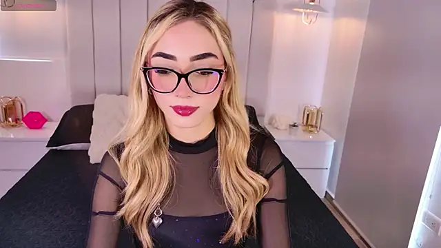 Sarajonnes online show from 04.17.26