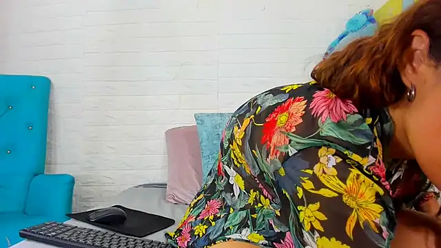 Snapshot of cathaleyahh chatting on 01.29.25 cathaleyahh online show from 01.29.25