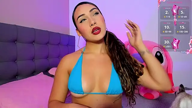 charlotte james0 online show from 10.03.25