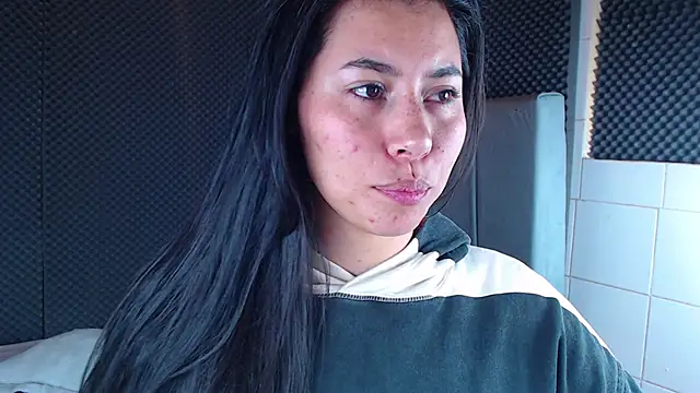  joy yva online show from 12.05.25