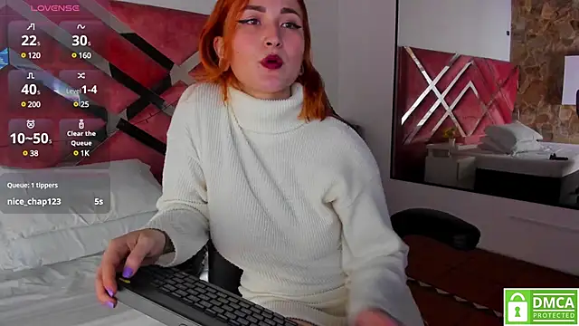 Snapshot of madame_ibby chatting on 02.01.25 madame ibby online show from 02.01.25