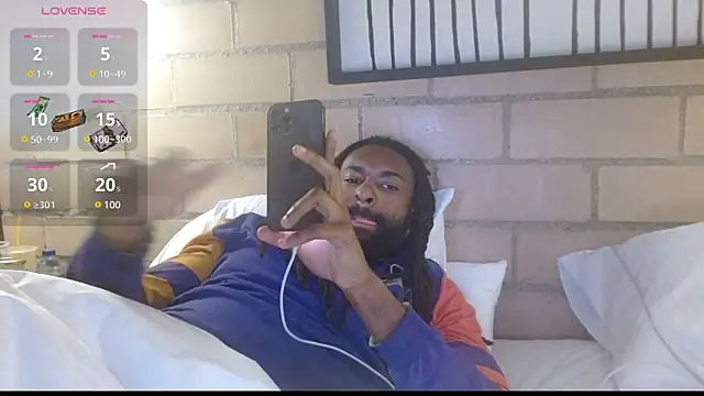 Snapshot of johngabbanaa chatting on 01.12.25 johngabbanaa online show from 01.12.25
