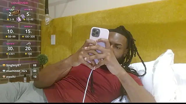 Snapshot of johngabbanaa chatting on 01.14.25 johngabbanaa online show from 01.14.25