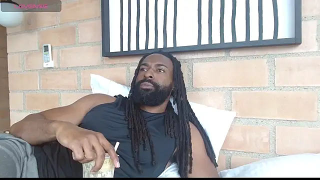 Snapshot of johngabbanaa chatting on 02.01.25 johngabbanaa online show from 02.01.25