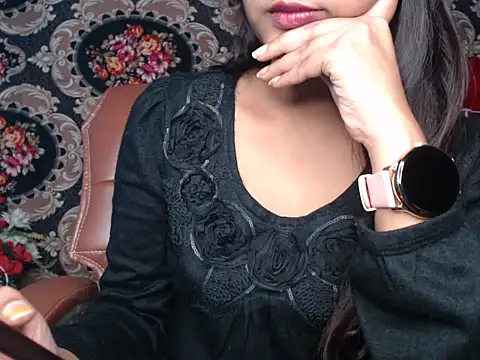 Wish Queen online show from 12.17.25