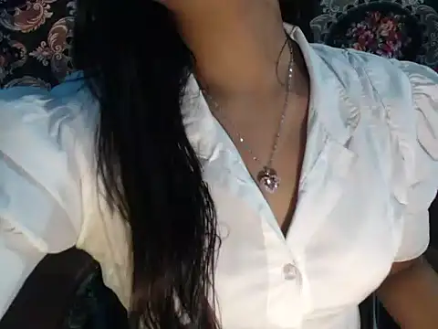 Wish Queen online show from 12.20.25