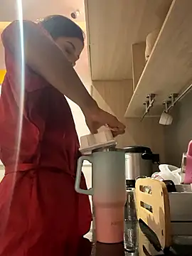 Snapshot of Alisha-Bond chatting on 12.01.24 Alisha-Bond online show from 12.01.24