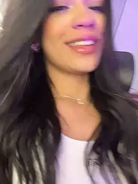 Snapshot of Alisha-Bond chatting on 12.06.24 Alisha-Bond online show from 12.06.24