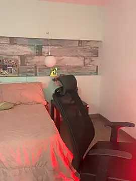 Snapshot of Alisha-Bond chatting on 12.28.24 Alisha-Bond online show from 12.28.24