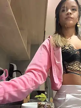 Snapshot of Alisha-Bond chatting on 02.27.25 Alisha-Bond online show from 02.27.25