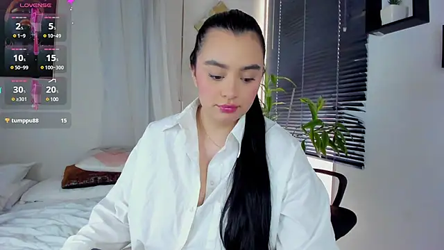 Cristal Cutte online show from 12.04.24