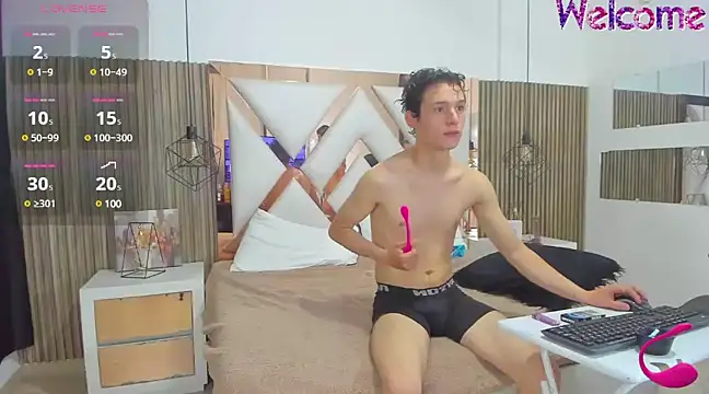 LIZandDante online show from 01.13.25