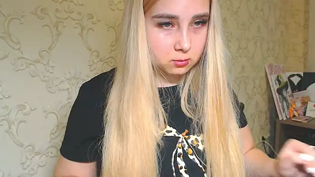 DolphinDreams online show from 04.17.26