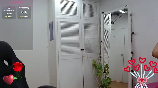 ashly collin9 online show from 02.19.25