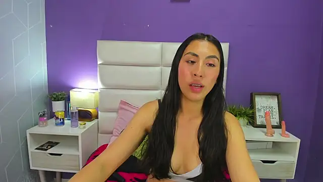 Snapshot of Sophia_abad7 chatting on 03.04.25 Sophia abad7 online show from 03.04.25