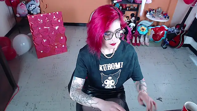 Snapshot of MissMiia2 chatting on 02.27.25 MissMiia2 online show from 02.27.25