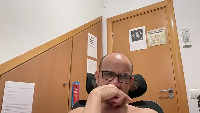 MARI-LUIZ online show from 07.10.26