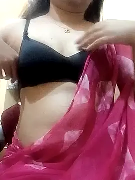 Indianhyna online show from 02.05.25